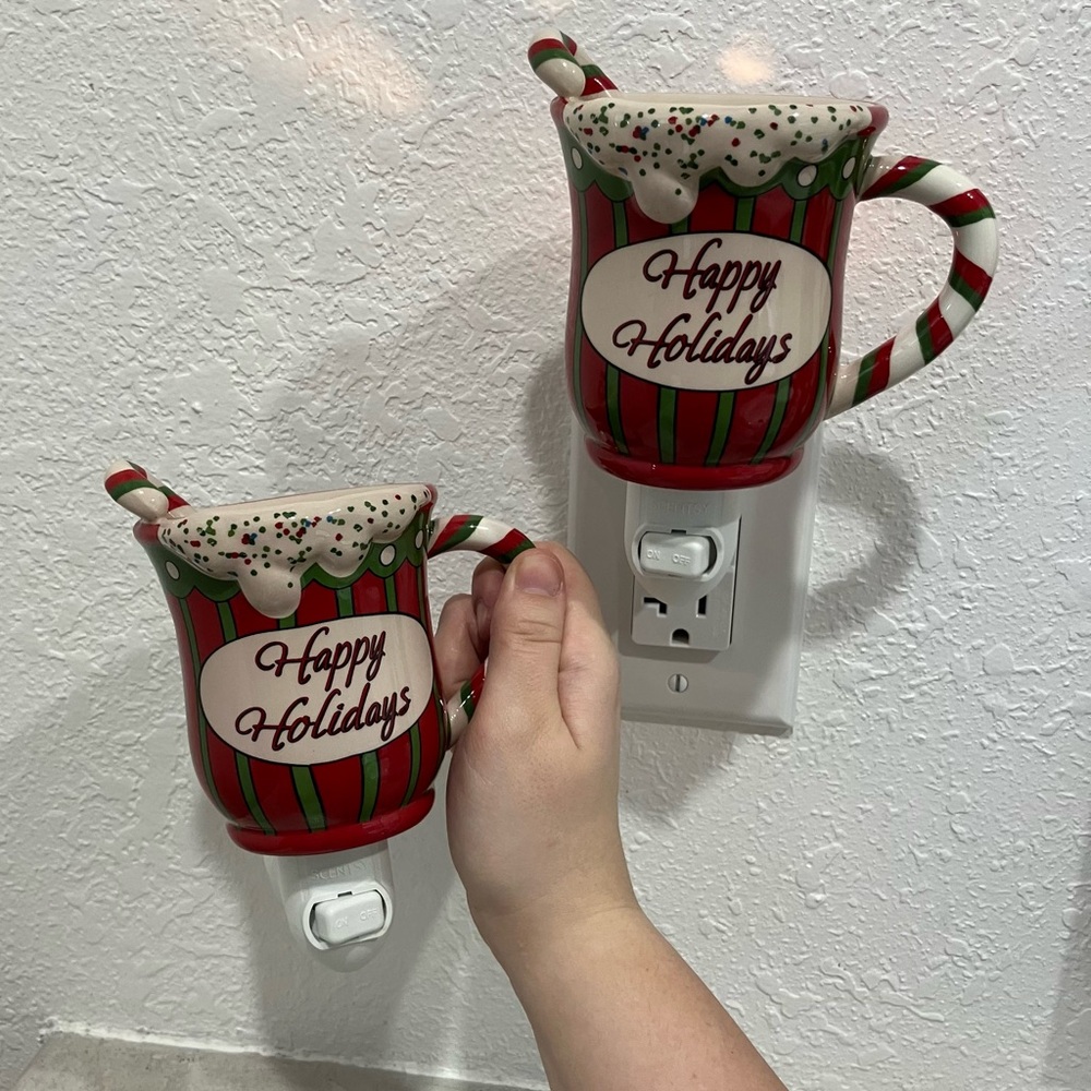 Set of 2 Happy Holidays Scentsy Mini Wax Warmers